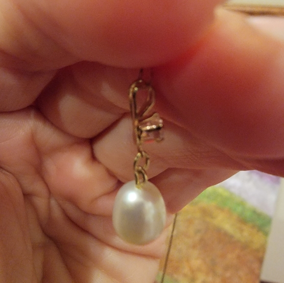 10k Gold pearl necklace - Picture 7 of 16